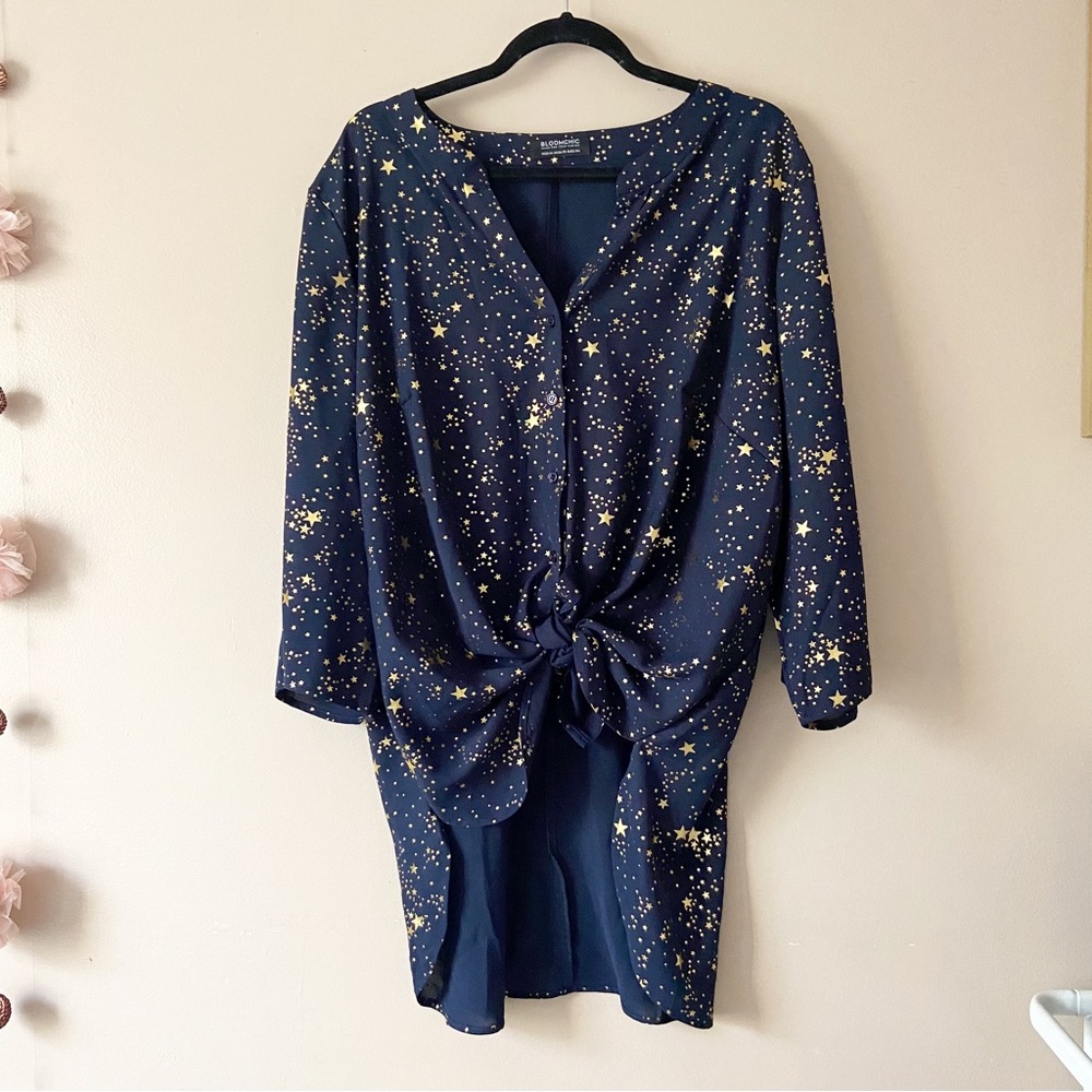 Bloomchic• midnight blue star moon print button up short sleeve top kimono